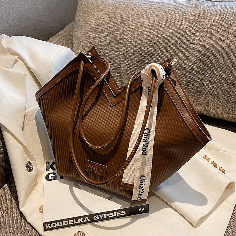 Fashionable Shoulder Bag, Student Tote Bag